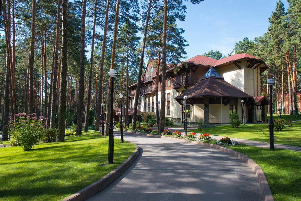 Park-Hotel Graal Kemerovo Zhuravlyovo Zewnętrze zdjęcie